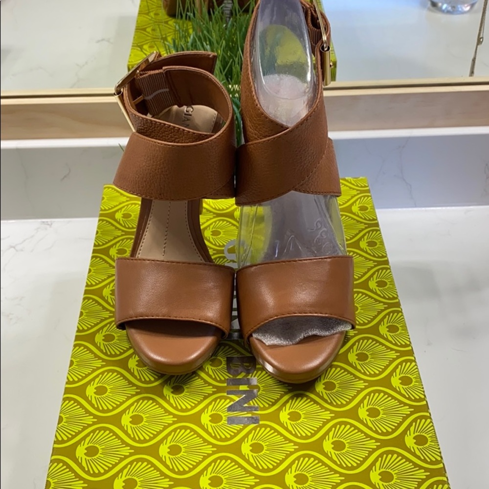 Gianni Bini Sommer Platform Heel